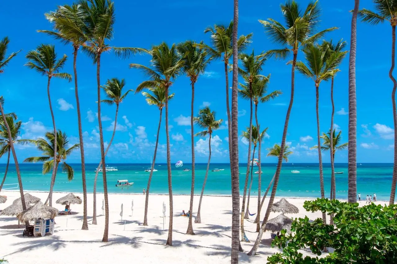 Tropicana Suites Deluxe Beach Club & Pool - Playa Los Corales Punta Cana Hotel